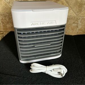 BLAUX Ultra Desktop Portable AC unit with 3 Speed Fan & Mist Function!